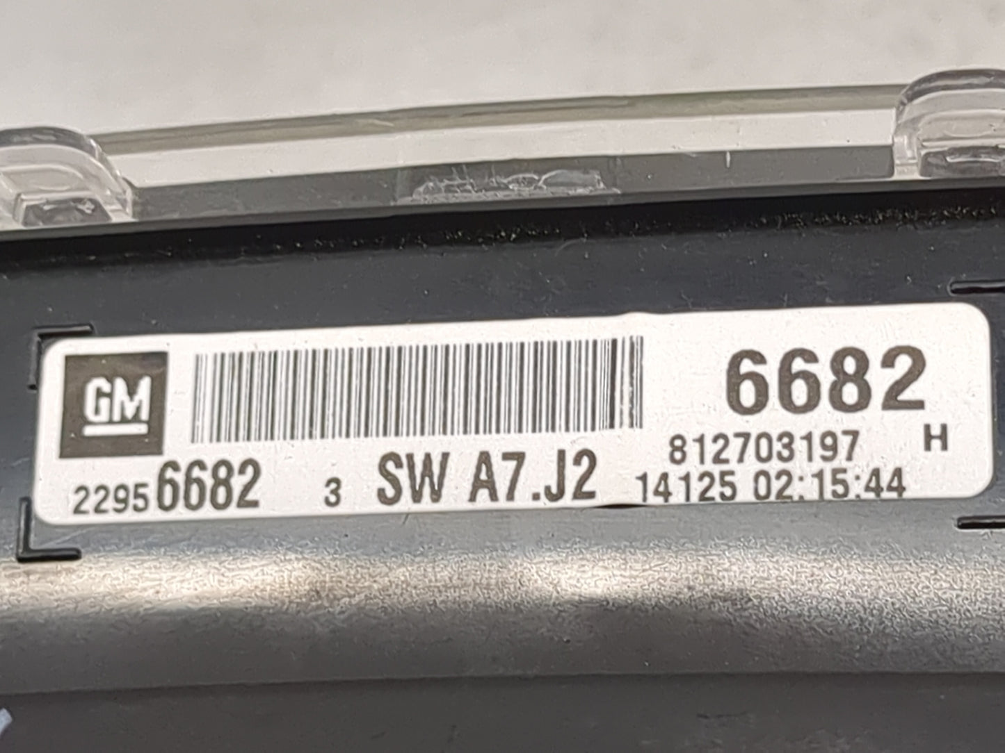 2013-2016 Chevrolet Equinox Instrument Cluster Speedometer Gauges P/N:22956682 Miles:107K Fits Fits 2013 2014 2015 2016 OEM 