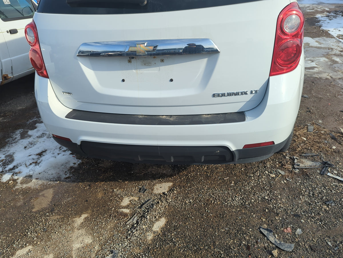 2010-2015 Chevrolet Equinox Rear Bumper Assembly Oem 1296581 - Oemusedautoparts1.com