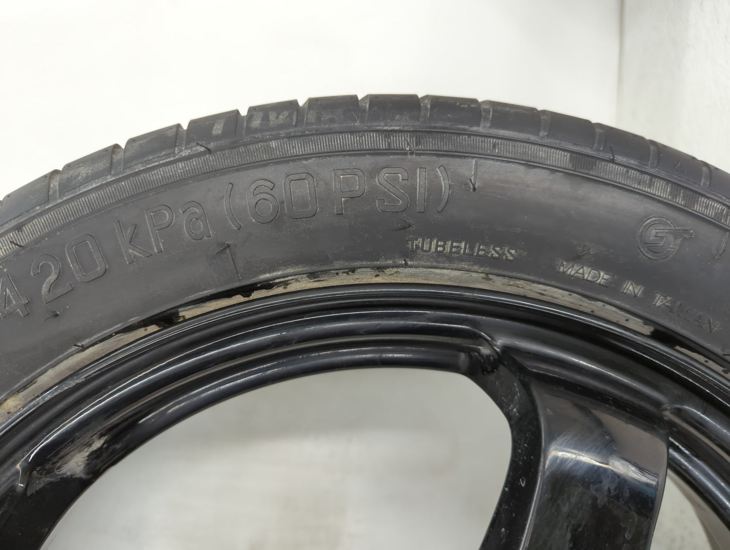 2010-2017 Chevrolet Equinox Spare Donut Tire Wheel Rim Oem - Oemusedautoparts1.com