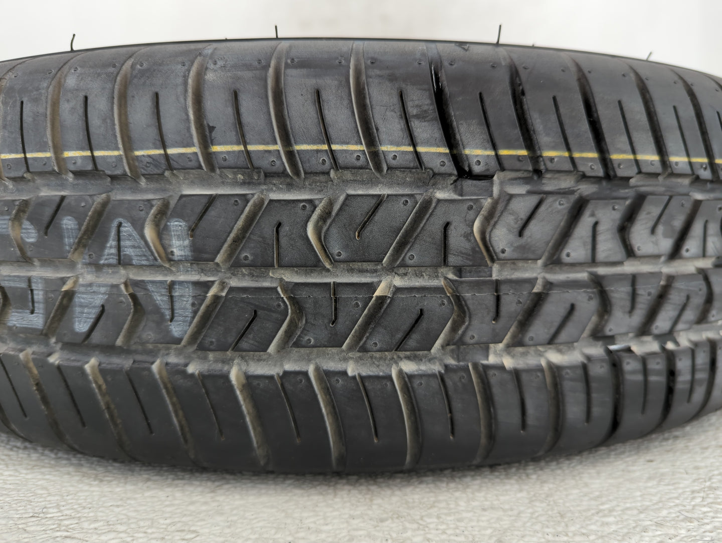 2010-2017 Chevrolet Equinox Spare Donut Tire Wheel Rim Oem - Oemusedautoparts1.com