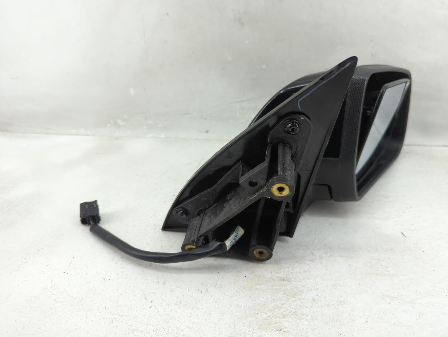 2011-2014 Chevrolet Equinox Passenger Side View Mirror - Right Door Mirror OEM Used - Oemusedautoparts1.com