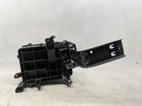 2013-2016 Chevrolet Equinox Fusebox Fuse Box Panel Relay Module P/N:22929763 _01 Fits Fits 2013 2014 2015 2016 OEM Used Auto