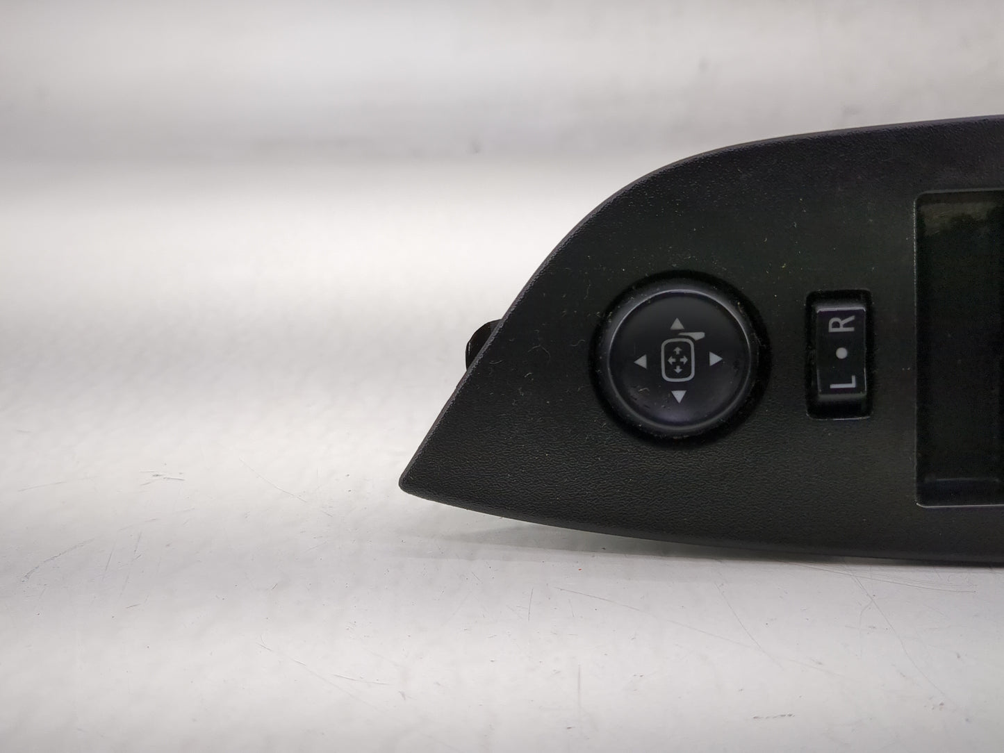 2010-2017 Chevrolet Equinox Master Power Window Switch Replacement Driver Side Left Fits OEM Used Auto Parts - Oemusedautopa