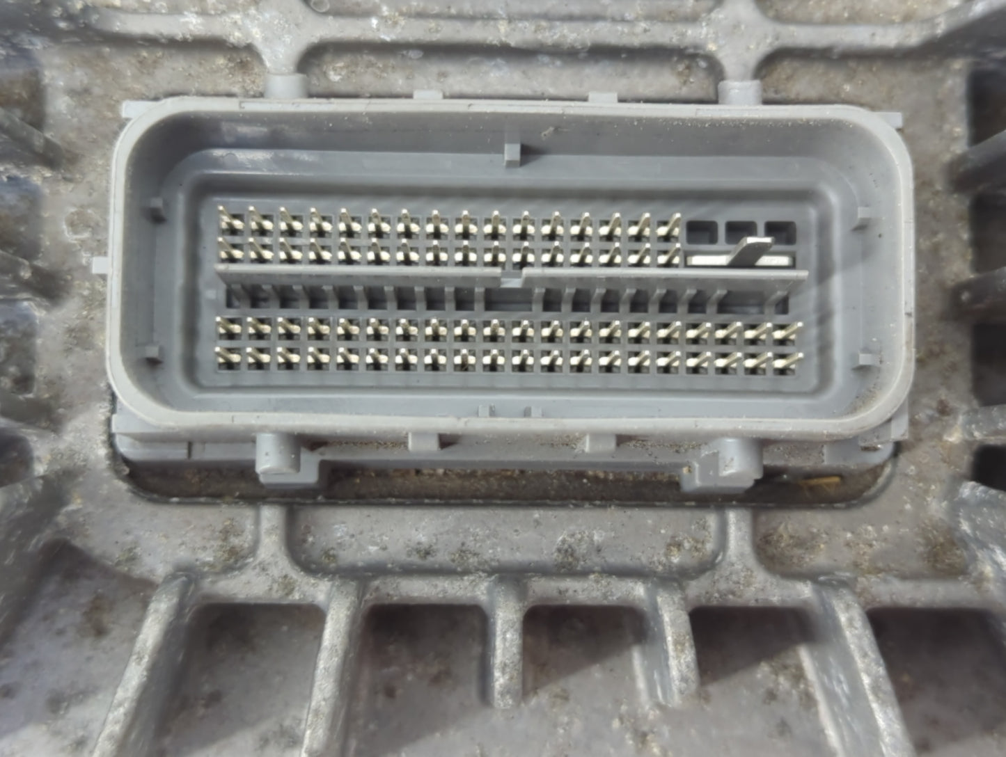2013-2016 Chevrolet Equinox PCM Engine Control Computer ECU ECM PCU OEM P/N:12657776 Fits Fits 2013 2014 2015 2016 OEM Used 