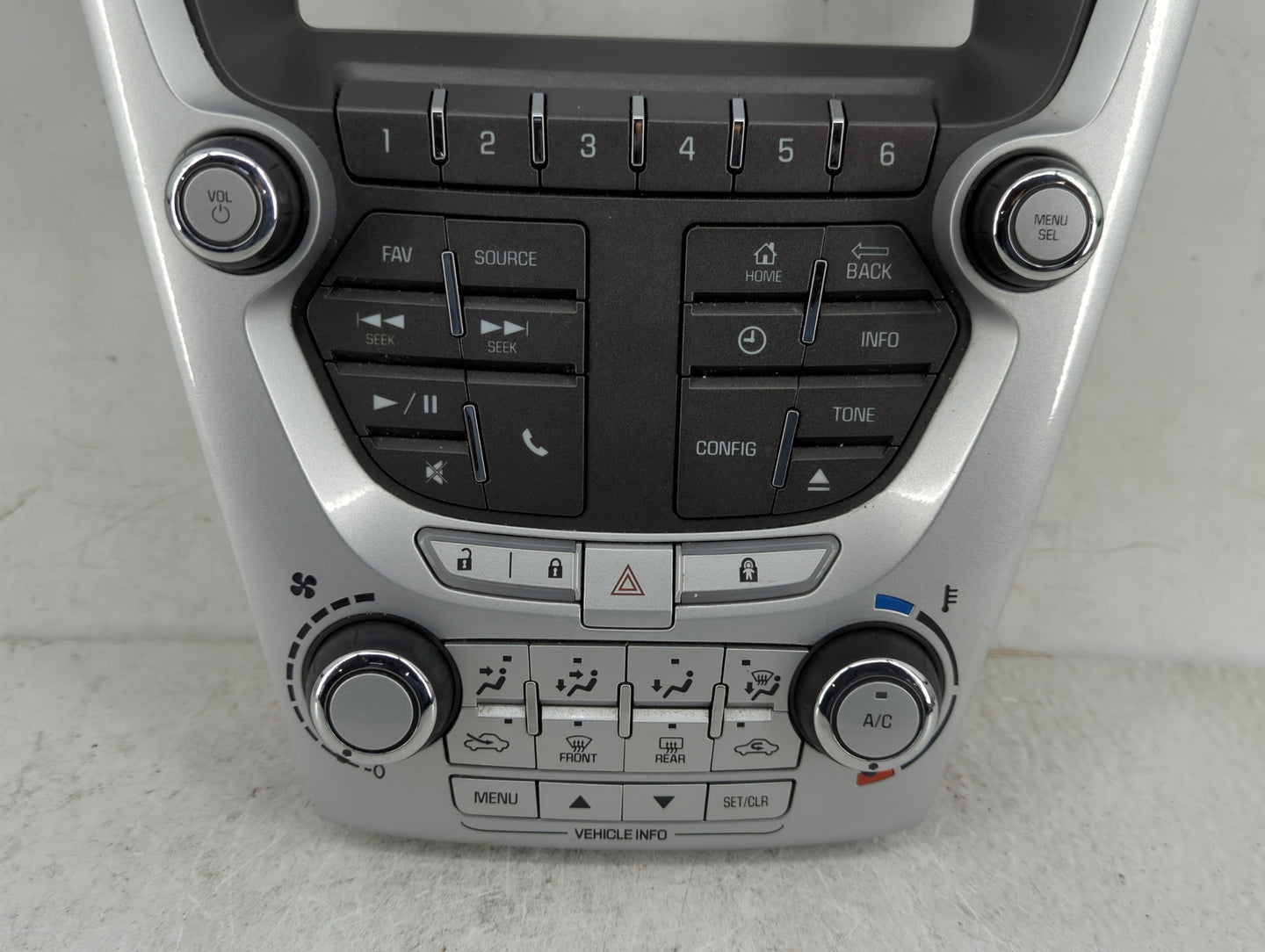 2012-2015 Chevrolet Equinox Radio AM FM Cd Player Receiver Replacement P/N:23450883 Fits Fits 2012 2013 2014 2015 OEM Used A