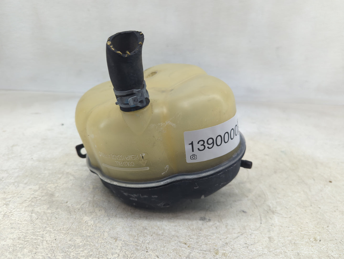 2010 Chevrolet Equinox Radiator Coolant Overflow Expansion Tank Bottle 1390000 - Oemusedautoparts1.com