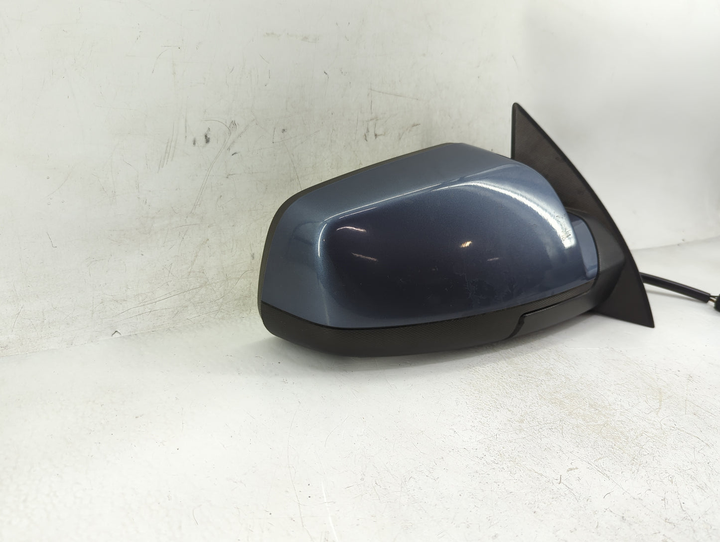 2011-2014 Chevrolet Equinox Passenger Side View Mirror - Right Door Mirror OEM Used - Oemusedautoparts1.com