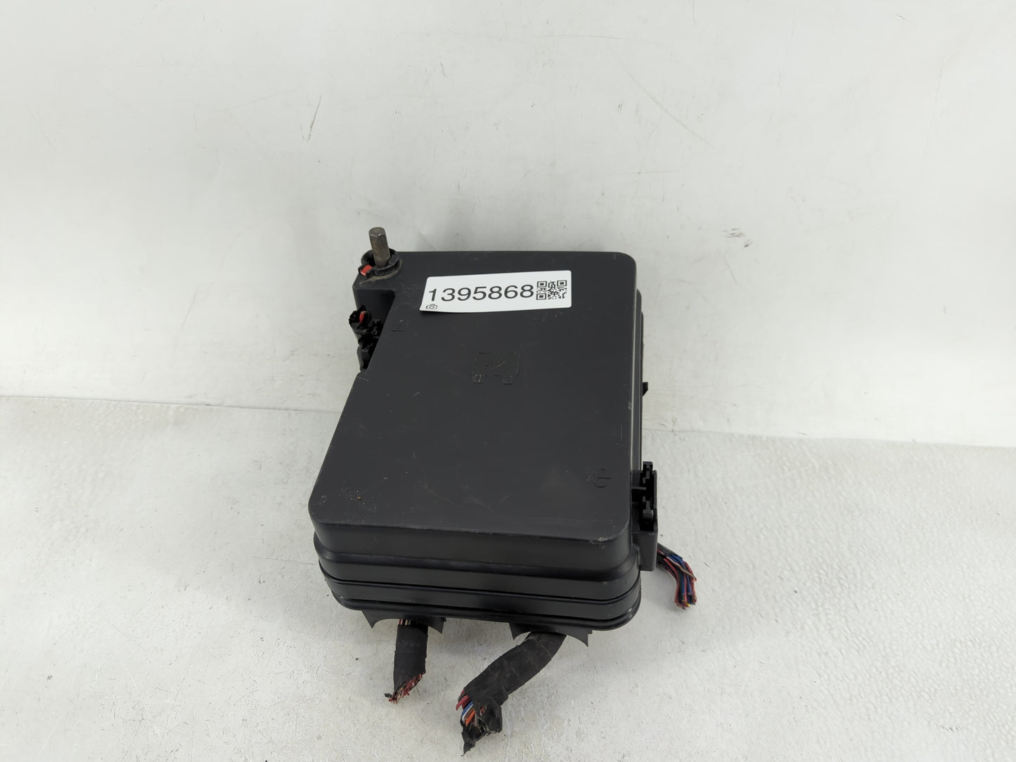 2013-2016 Chevrolet Equinox Fusebox Fuse Box Panel Relay Module P/N:22929763 Fits Fits 2013 2014 2015 2016 OEM Used Auto Par