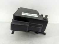 2013-2016 Chevrolet Equinox Fusebox Fuse Box Panel Relay Module P/N:22929763 Fits Fits 2013 2014 2015 2016 OEM Used Auto Par