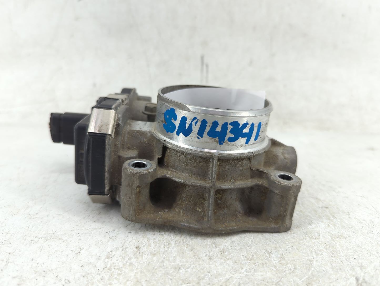 2012-2015 Chevrolet Equinox Throttle Body P/N:12632101CA Fits Fits 2012 2013 2014 2015 OEM Used Auto Parts - Oemusedautopart