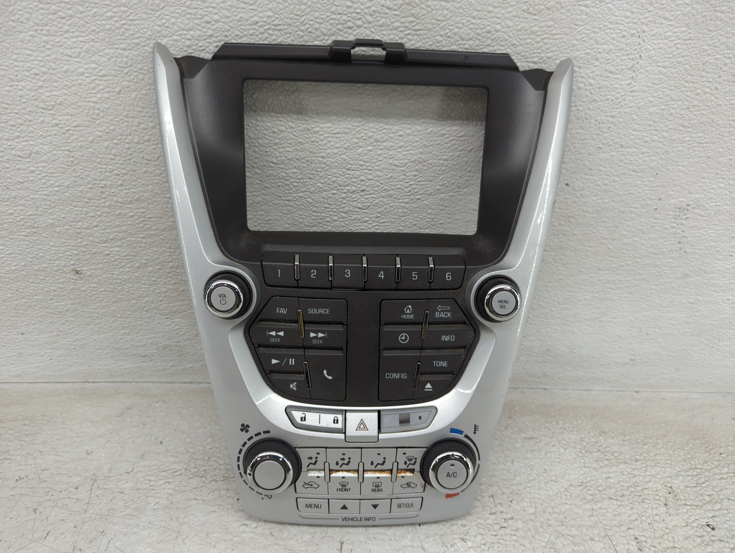 2012-2015 Chevrolet Equinox Radio Control Panel - Oemusedautoparts1.com
