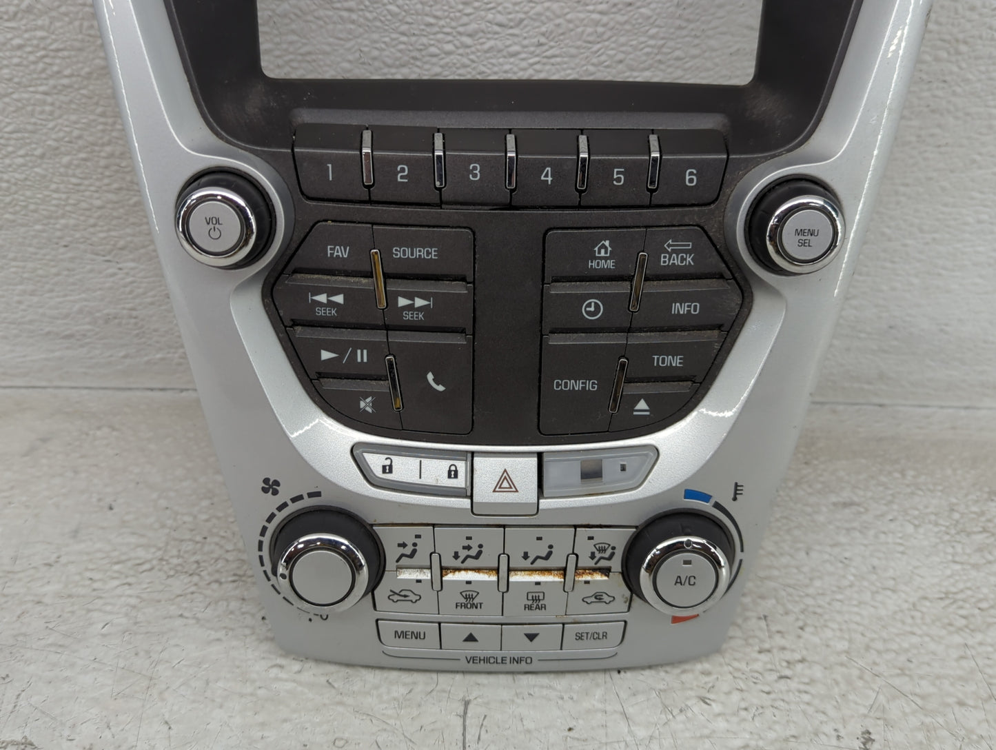 2012-2015 Chevrolet Equinox Radio Control Panel - Oemusedautoparts1.com