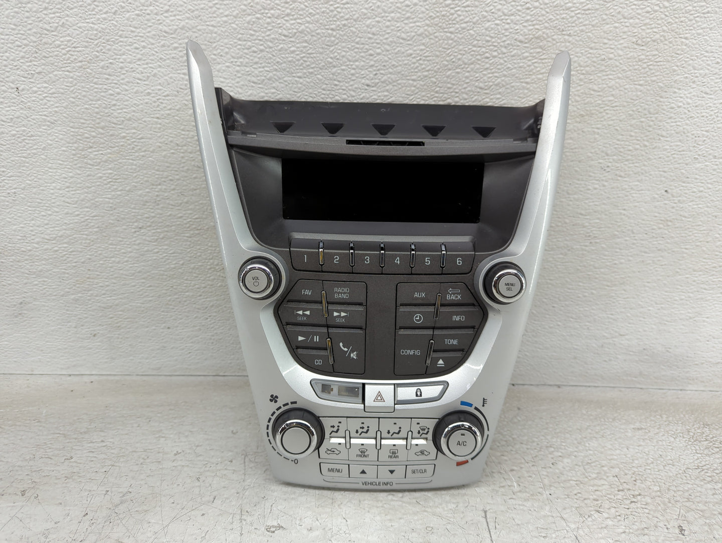 2012-2015 Chevrolet Equinox Radio Control Panel - Oemusedautoparts1.com
