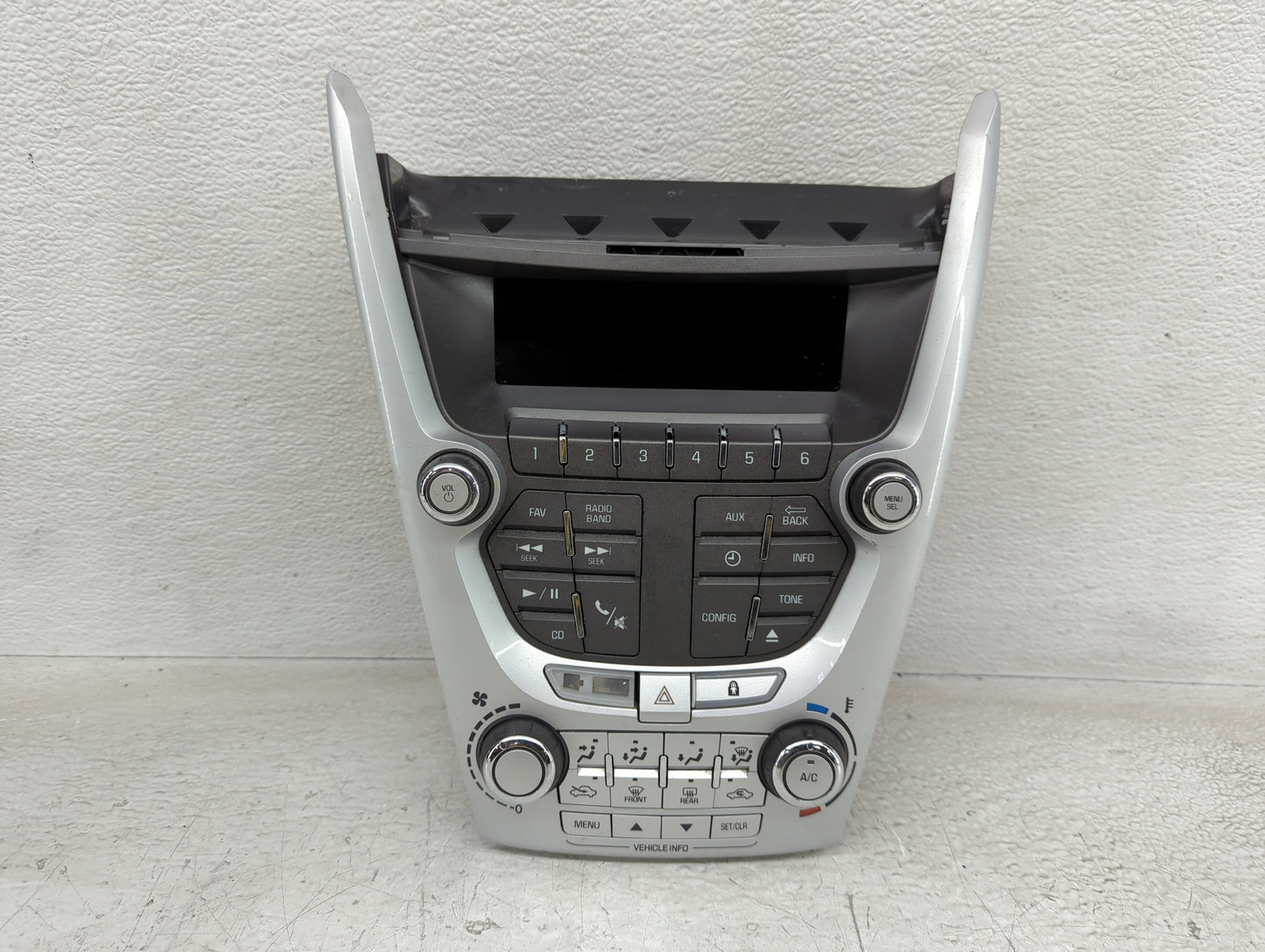 2012-2015 Chevrolet Equinox Radio Control Panel - Oemusedautoparts1.com