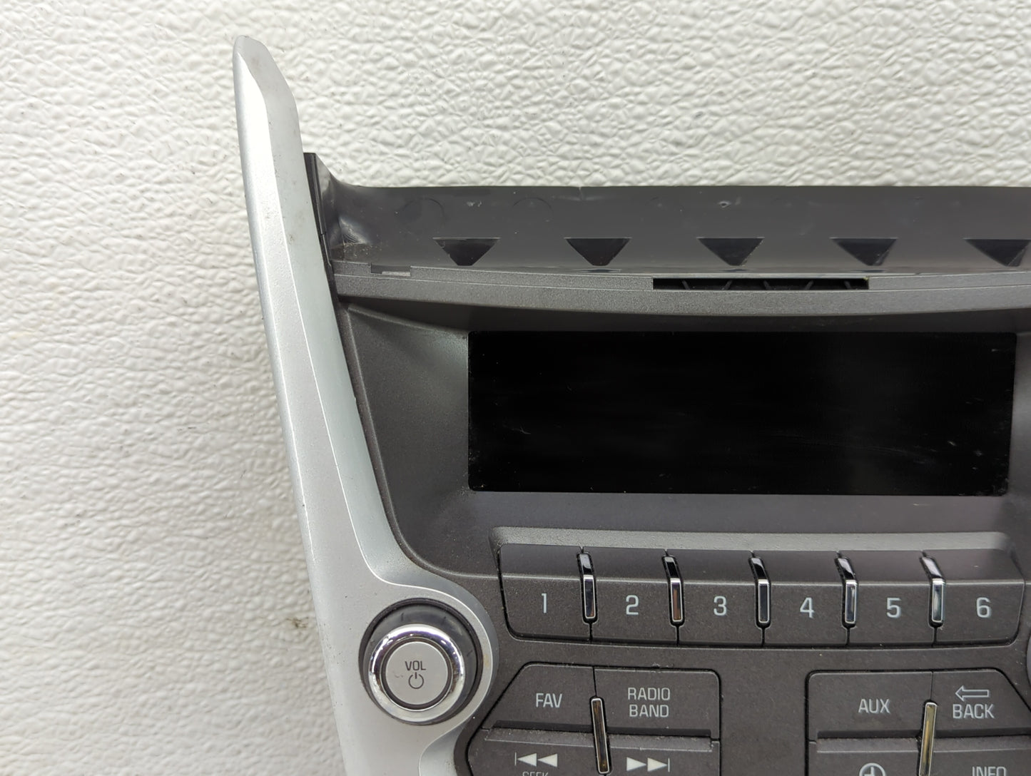 2012-2015 Chevrolet Equinox Radio Control Panel - Oemusedautoparts1.com