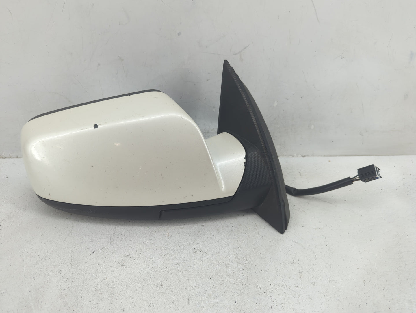 2011-2014 Chevrolet Equinox Passenger Side View Mirror - Right Door Mirror OEM Used - Oemusedautoparts1.com