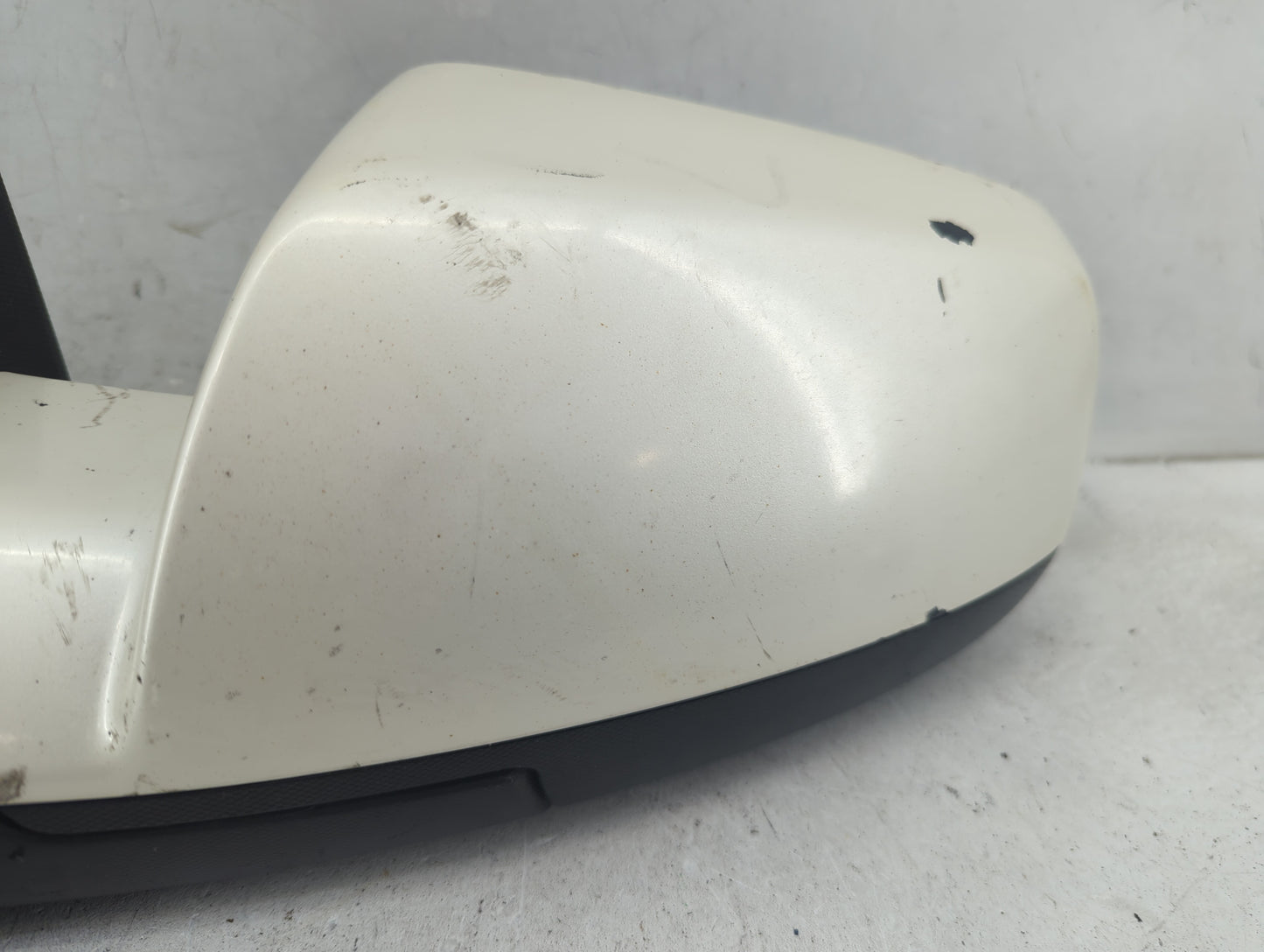 2011-2014 Chevrolet Equinox Driver Side View Mirror - Left Door Mirror OEM Used - Oemusedautoparts1.com