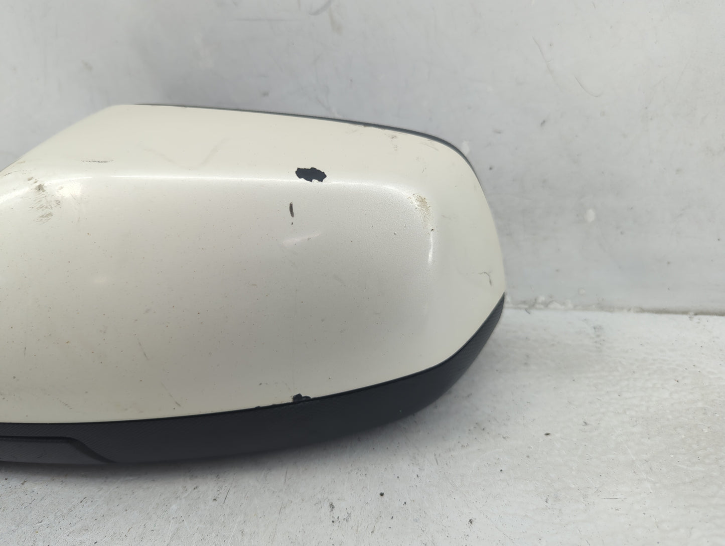 2011-2014 Chevrolet Equinox Driver Side View Mirror - Left Door Mirror OEM Used - Oemusedautoparts1.com