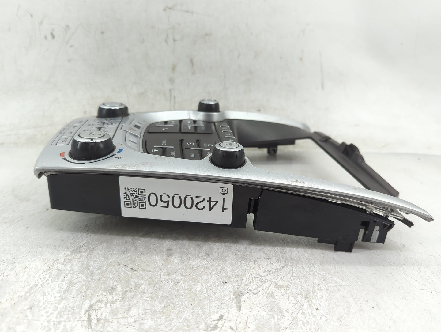 2012-2015 Chevrolet Equinox Radio Control Panel - Oemusedautoparts1.com