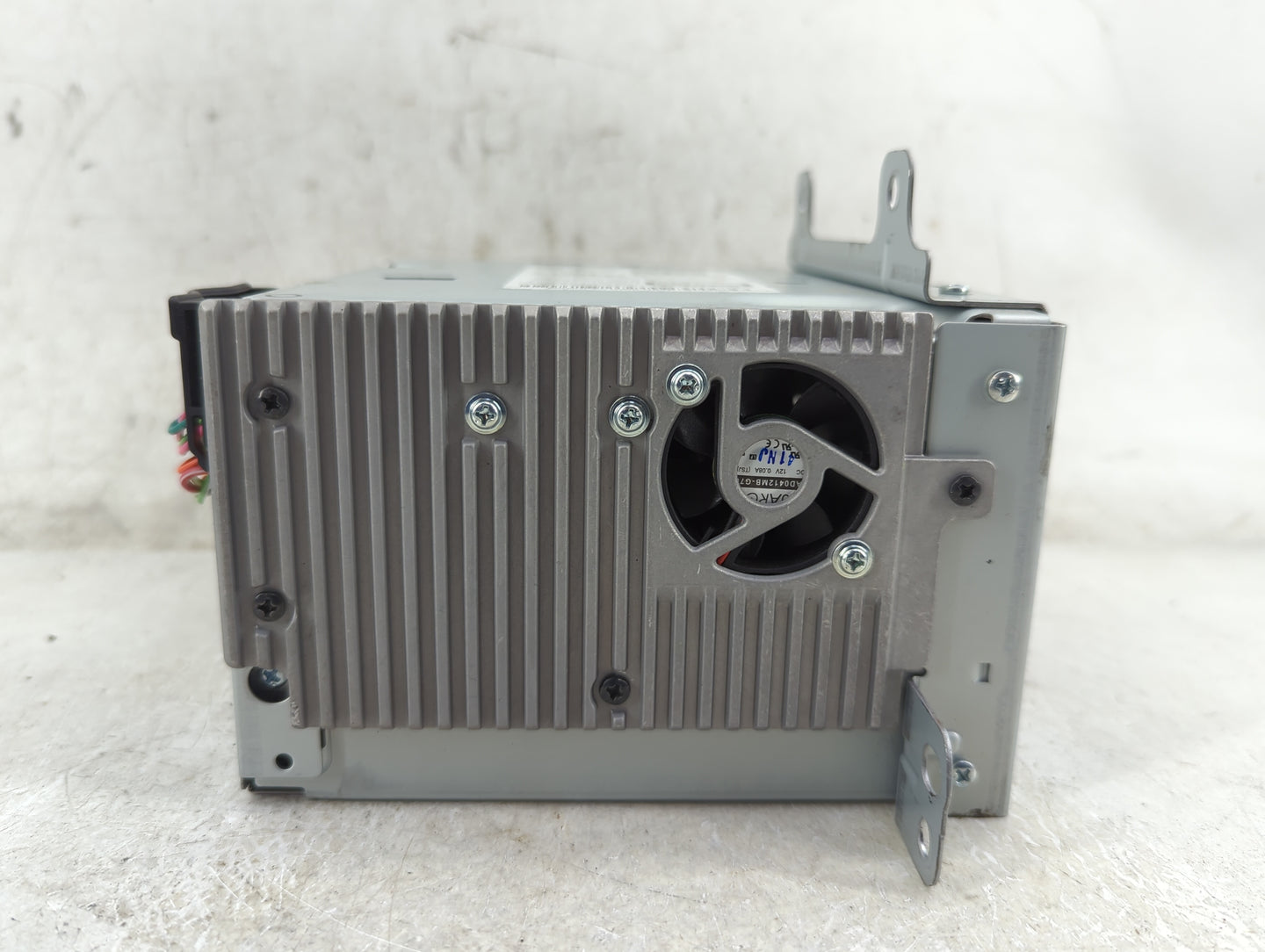 2014 Chevrolet Equinox Radio AM FM Cd Player Receiver Replacement P/N:23206821 Fits OEM Used Auto Parts - Oemusedautoparts1.