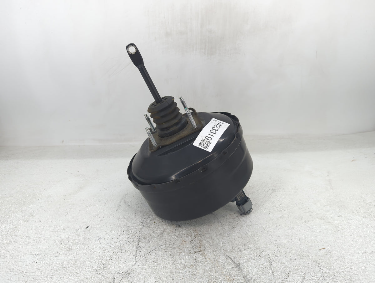 2010-2017 Chevrolet Equinox Power Brake Booster Oem 1423319 - Oemusedautoparts1.com