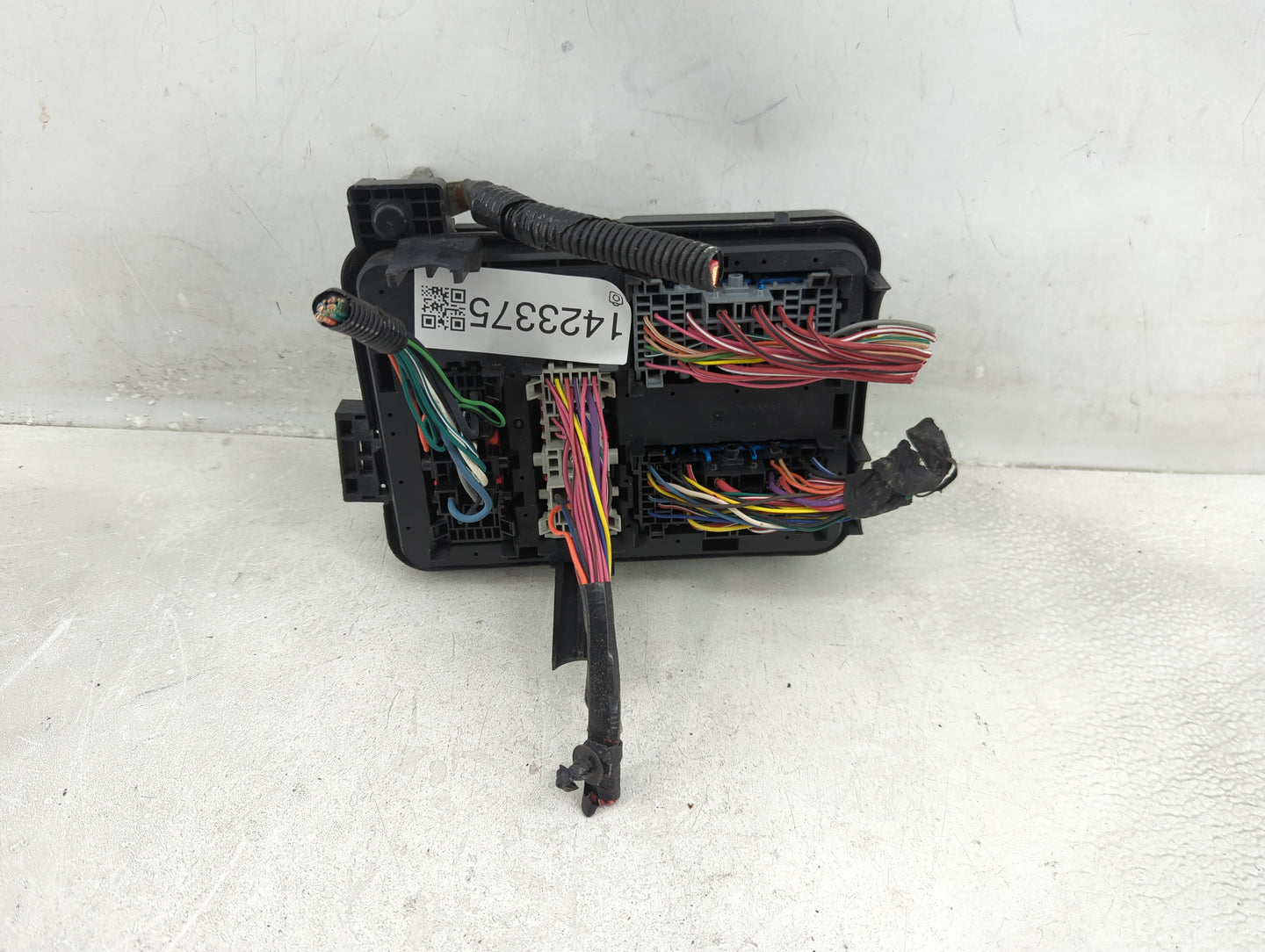 2013-2016 Chevrolet Equinox Fusebox Fuse Box Panel Relay Module P/N:22929761 01 22922727 Fits Fits 2013 2014 2015 2016 OEM U