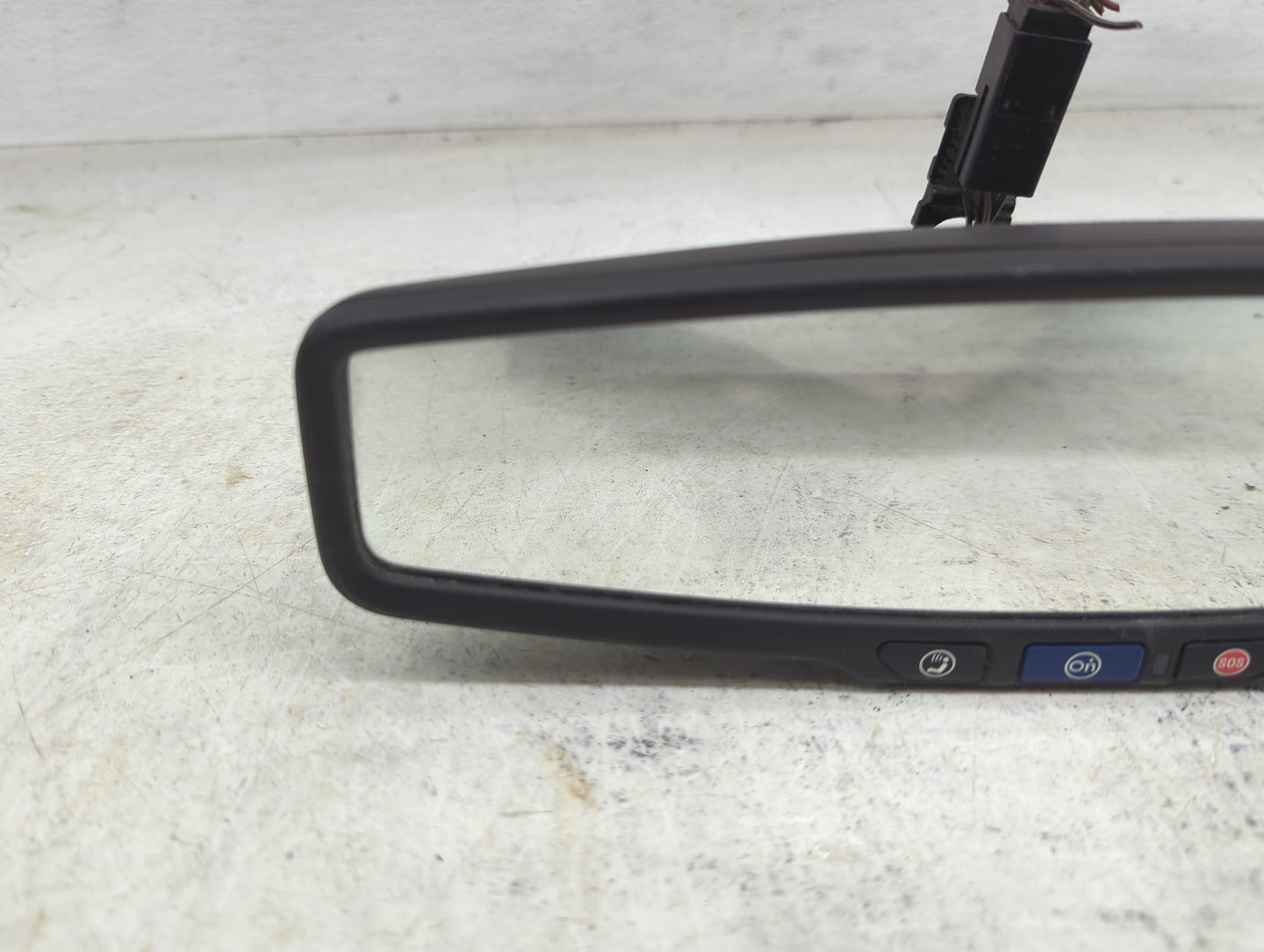 2010-2017 Chevrolet Equinox Interior Rear View Mirror Replacement OEM P/N:E11026392 A0348270 Fits OEM Used Auto Parts - Oemu