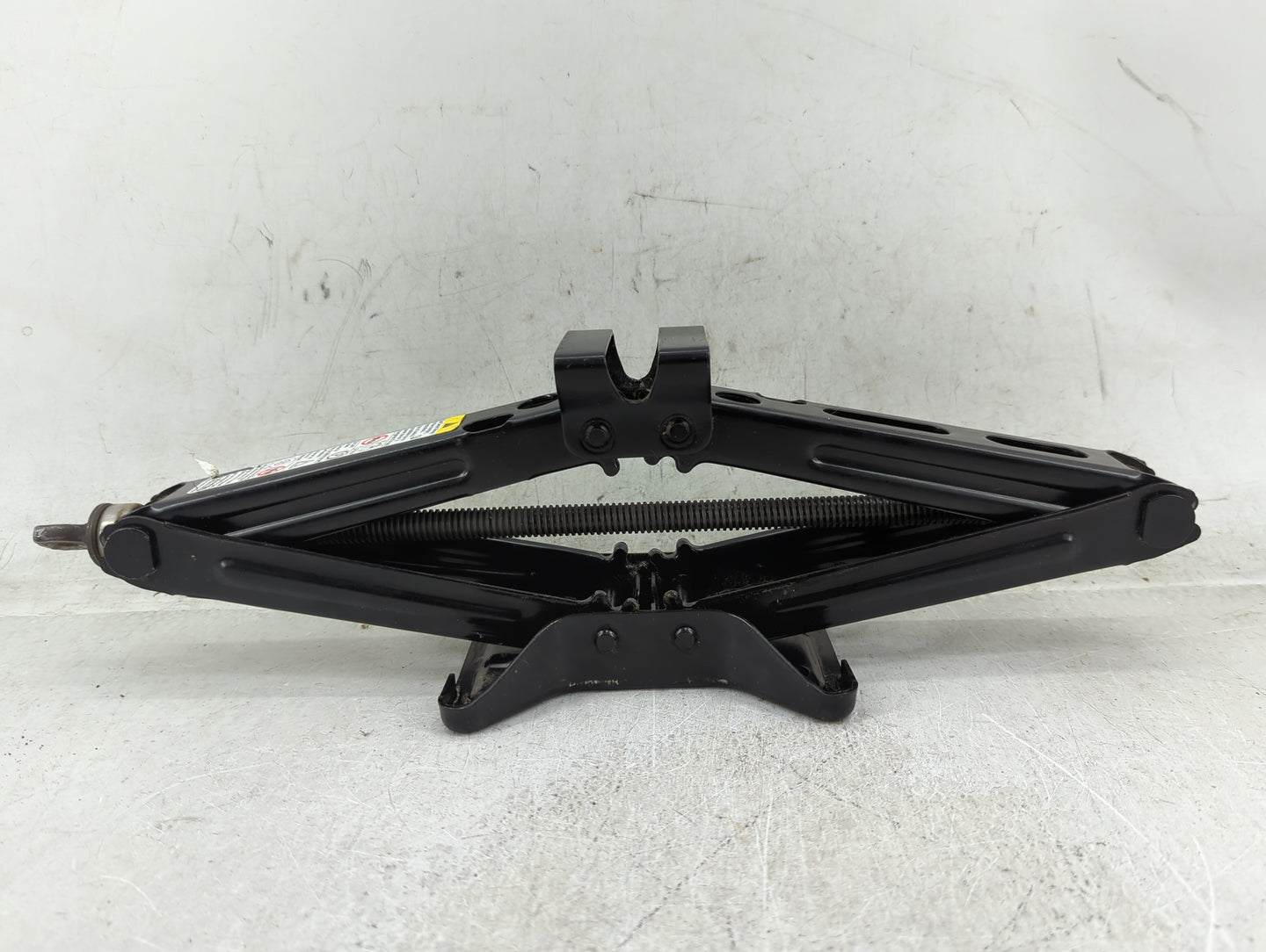 2014 Chevrolet Equinox Spare Scissor Car Jack - Oemusedautoparts1.com