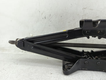 2014 Chevrolet Equinox Spare Scissor Car Jack 1431714