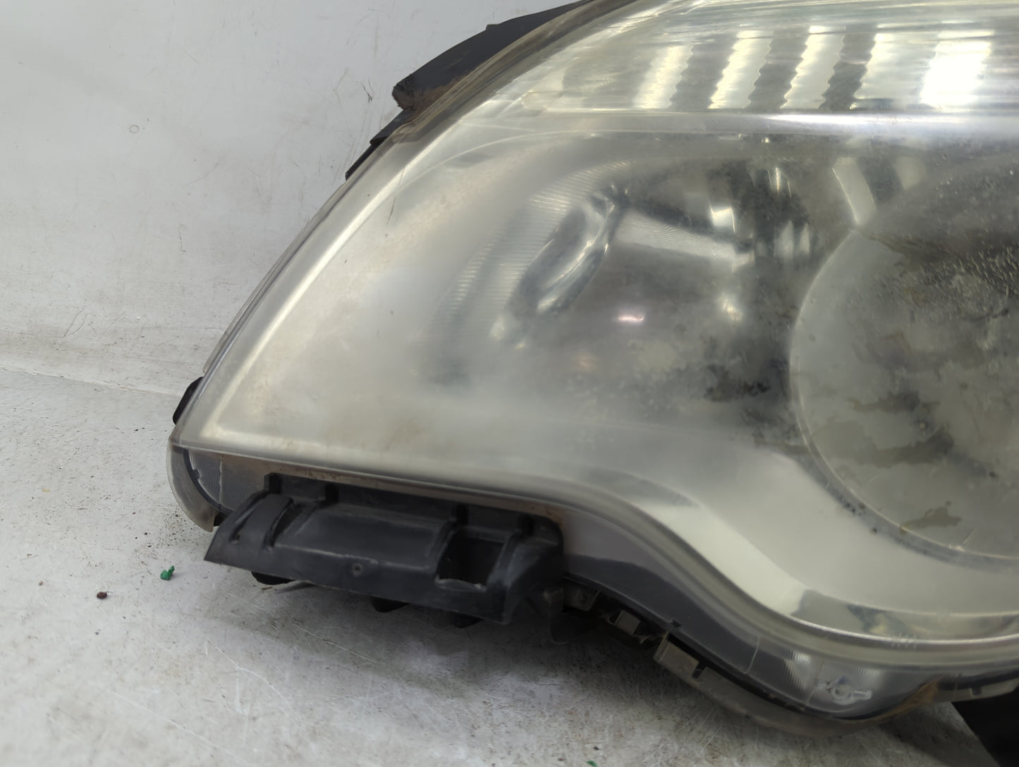 2010 Chevrolet Equinox Passenger Right Oem Head Light Headlight Lamp - Oemusedautoparts1.com