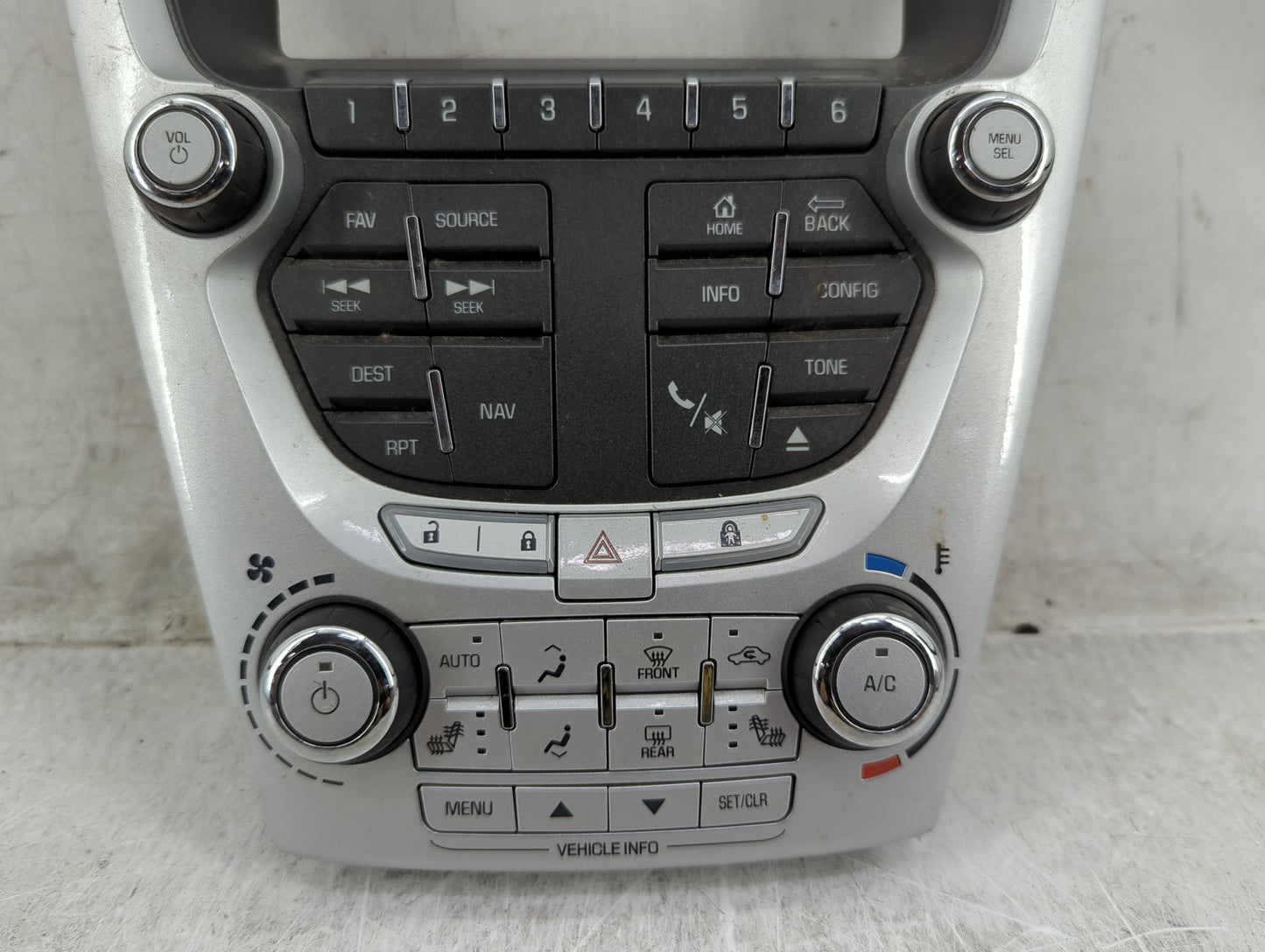 2012-2015 Chevrolet Equinox Radio Control Panel Silver - Oemusedautoparts1.com