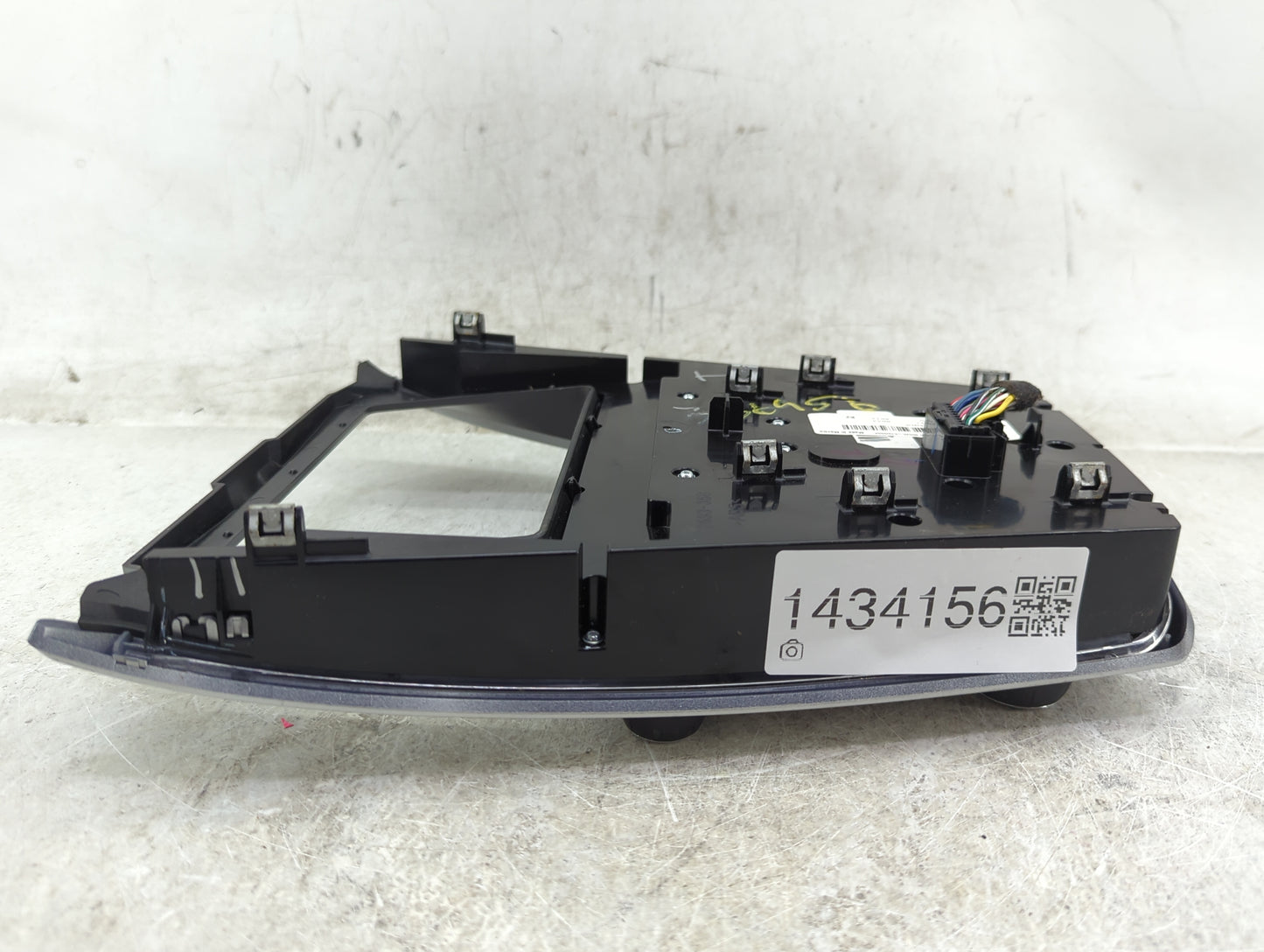 2012-2015 Chevrolet Equinox Radio Control Panel Silver - Oemusedautoparts1.com