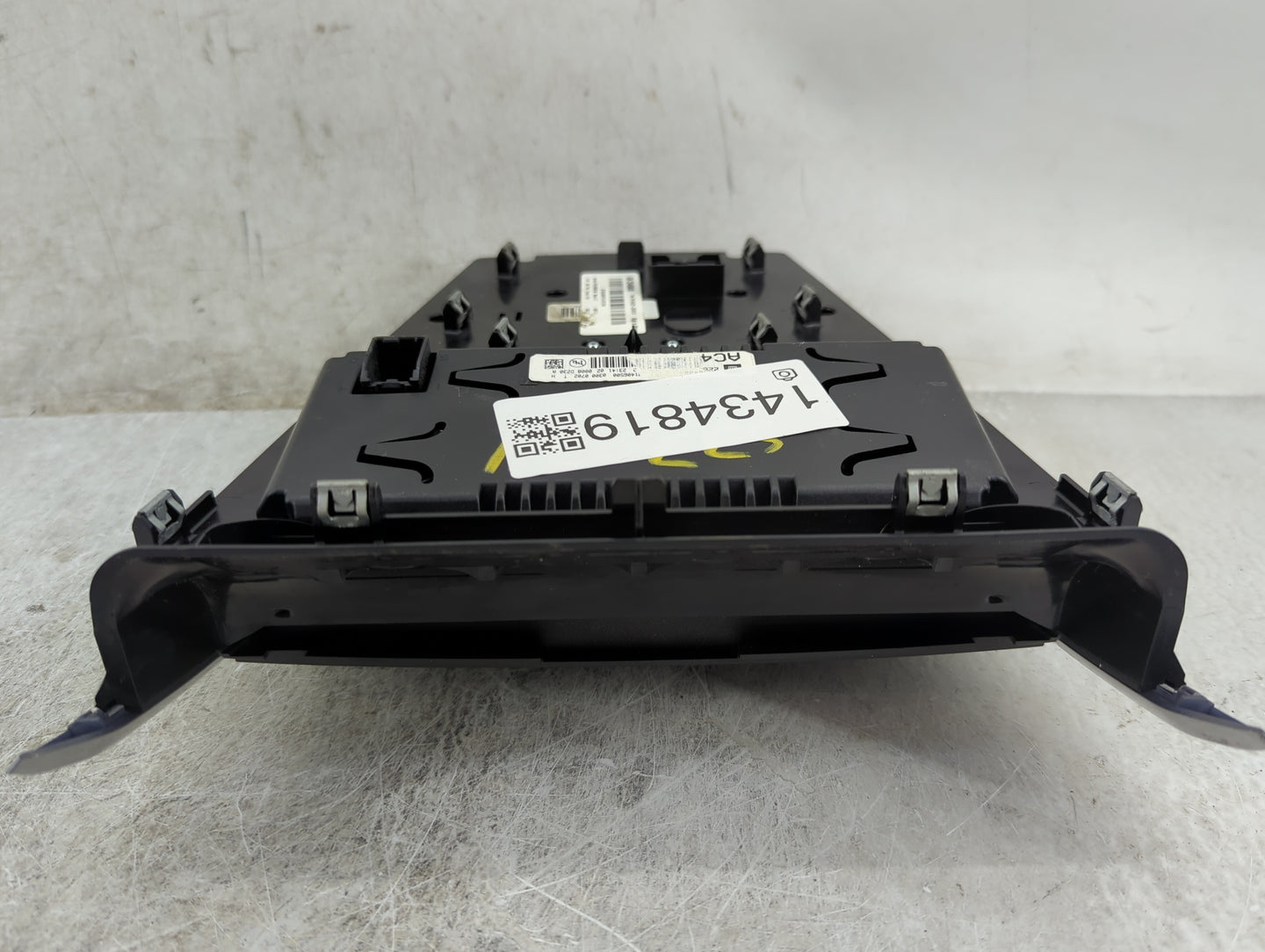 2012-2015 Chevrolet Equinox Radio Control Panel - Oemusedautoparts1.com