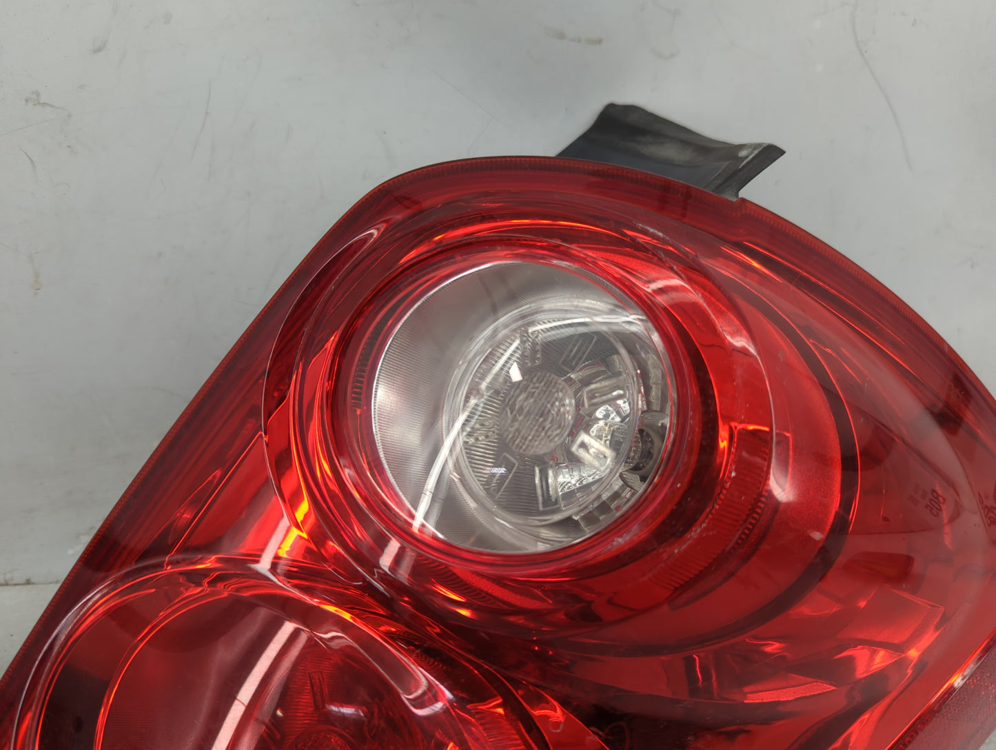 2010-2015 Chevrolet Equinox Tail Light Assembly Passenger Right OEM Fits Fits 2010 2011 2012 2013 2014 2015 OEM Used Auto Pa