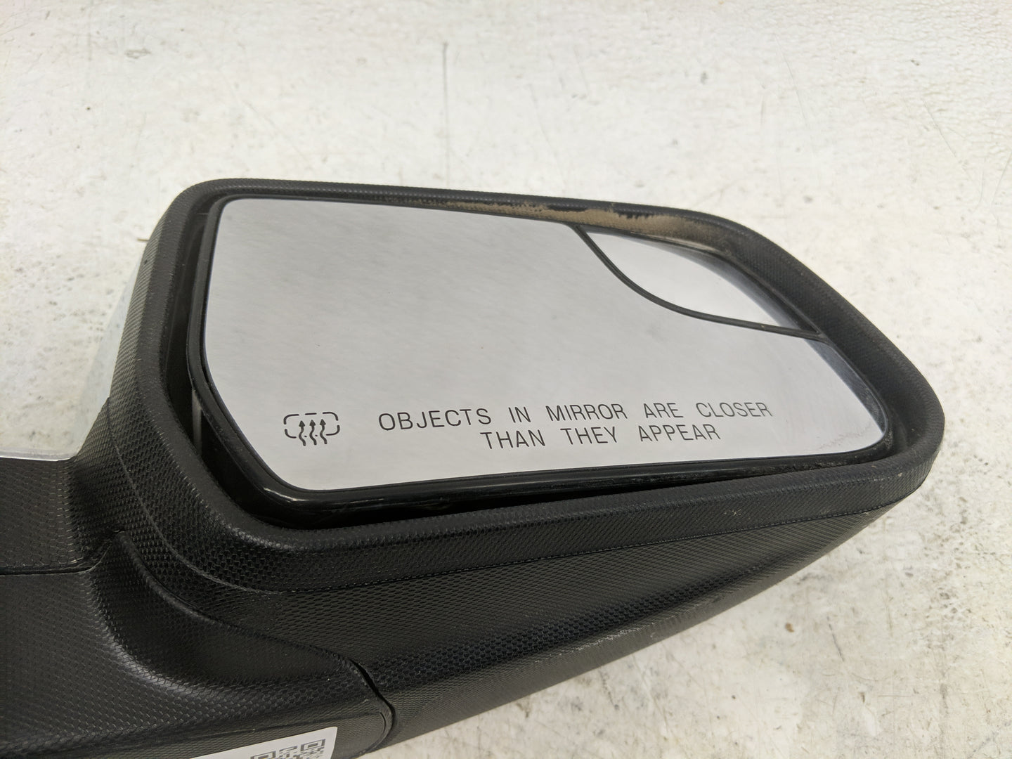 2014 Chevrolet Equinox Passenger Side View Mirror - Right Door Mirror OEM Used - Oemusedautoparts1.com