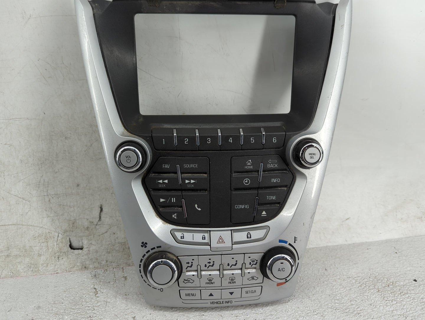2012-2015 Chevrolet Equinox Radio Control Panel - Oemusedautoparts1.com
