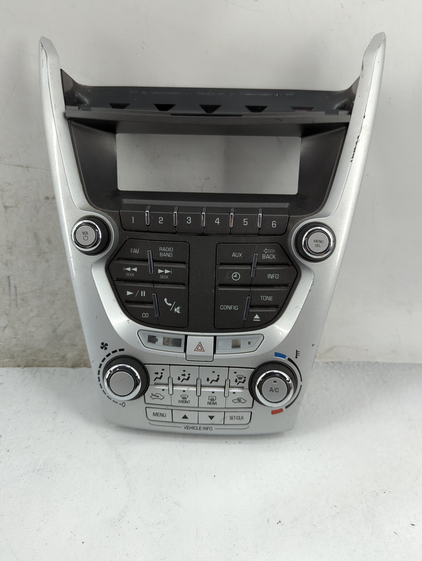 2012-2015 Chevrolet Equinox Radio Control Panel - Oemusedautoparts1.com