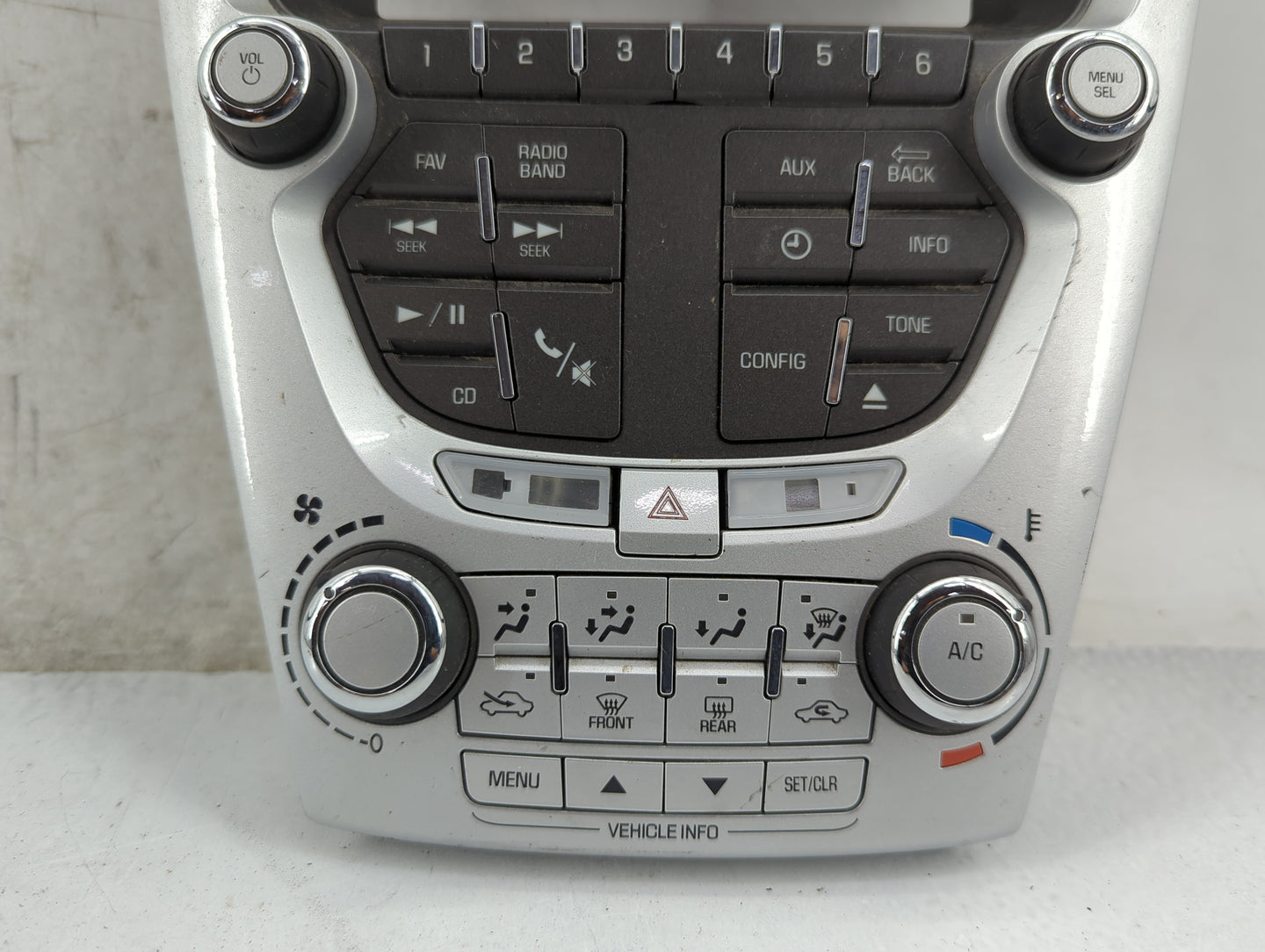 2012-2015 Chevrolet Equinox Radio Control Panel - Oemusedautoparts1.com