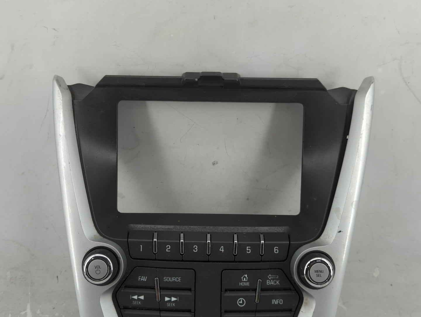 2012-2015 Chevrolet Equinox Radio Control Panel - Oemusedautoparts1.com
