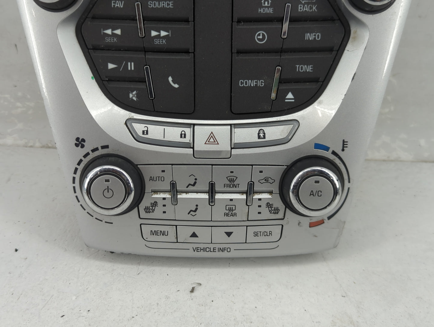2012-2015 Chevrolet Equinox Radio Control Panel - Oemusedautoparts1.com