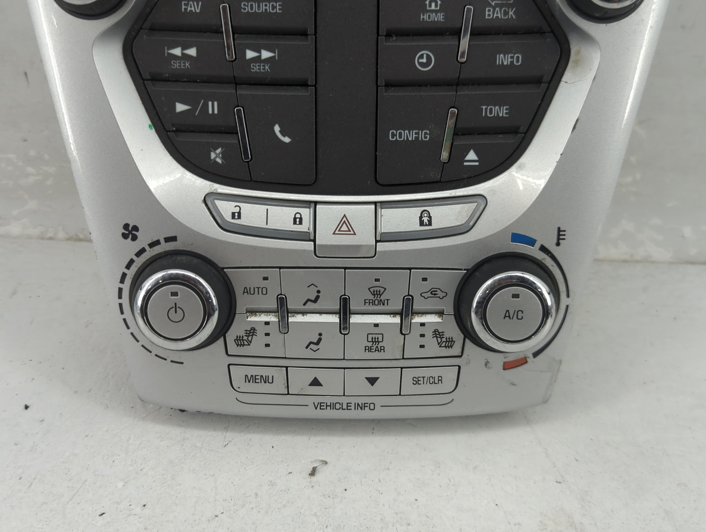 2012-2015 Chevrolet Equinox Radio Control Panel - Oemusedautoparts1.com
