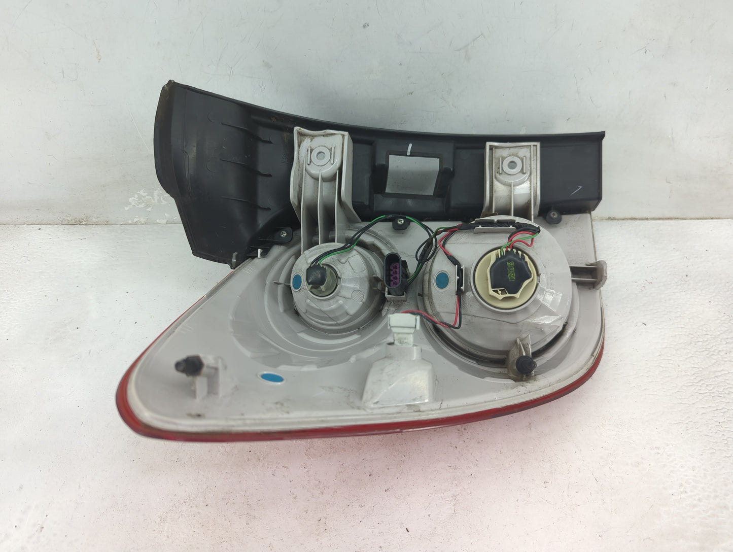 2010-2015 Chevrolet Equinox Tail Light Assembly Passenger Right OEM P/N:P7894 Fits Fits 2010 2011 2012 2013 2014 2015 OEM Us