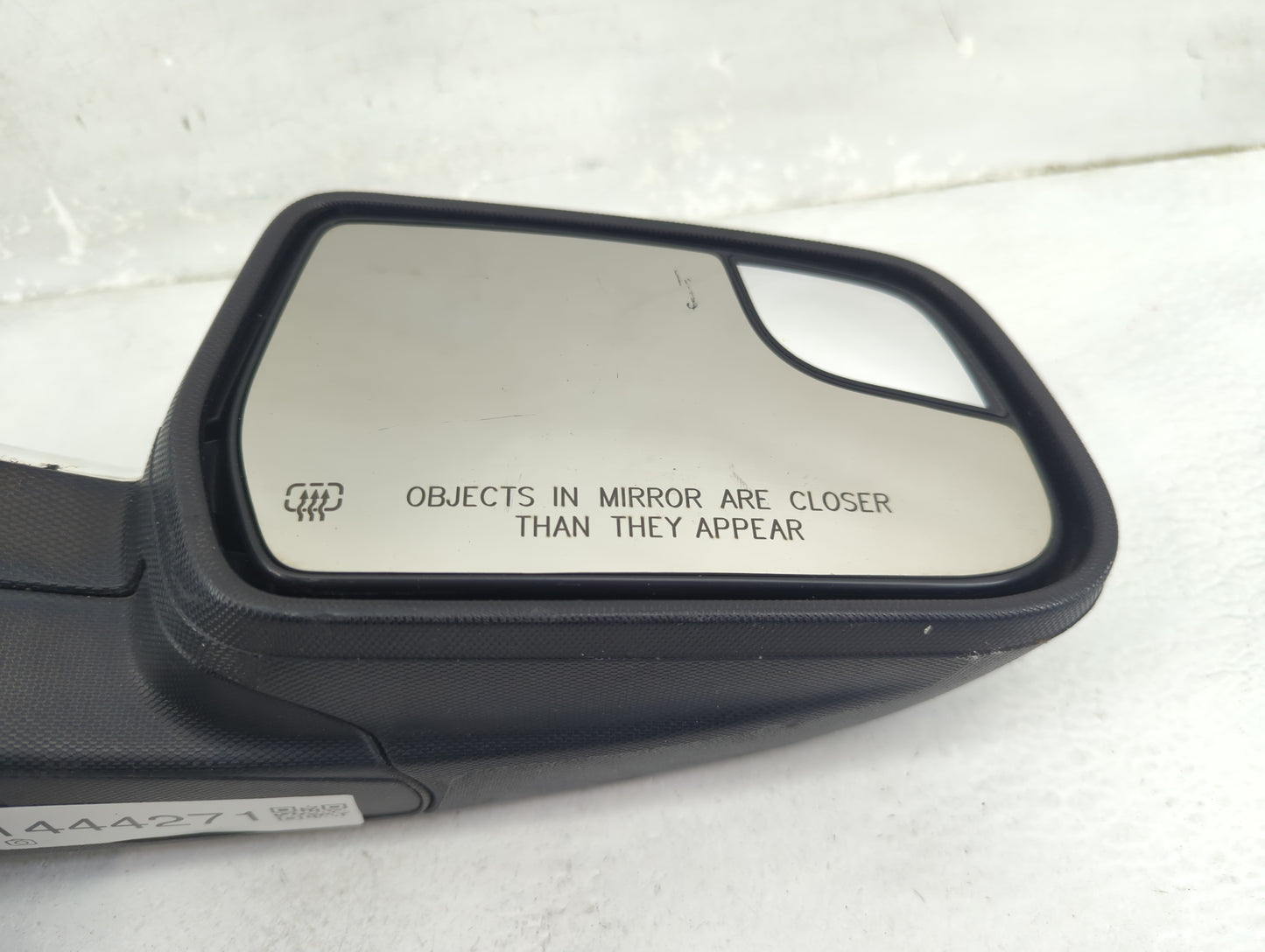 2011-2014 Chevrolet Equinox Passenger Side View Mirror - Right Door Mirror OEM Used - Oemusedautoparts1.com