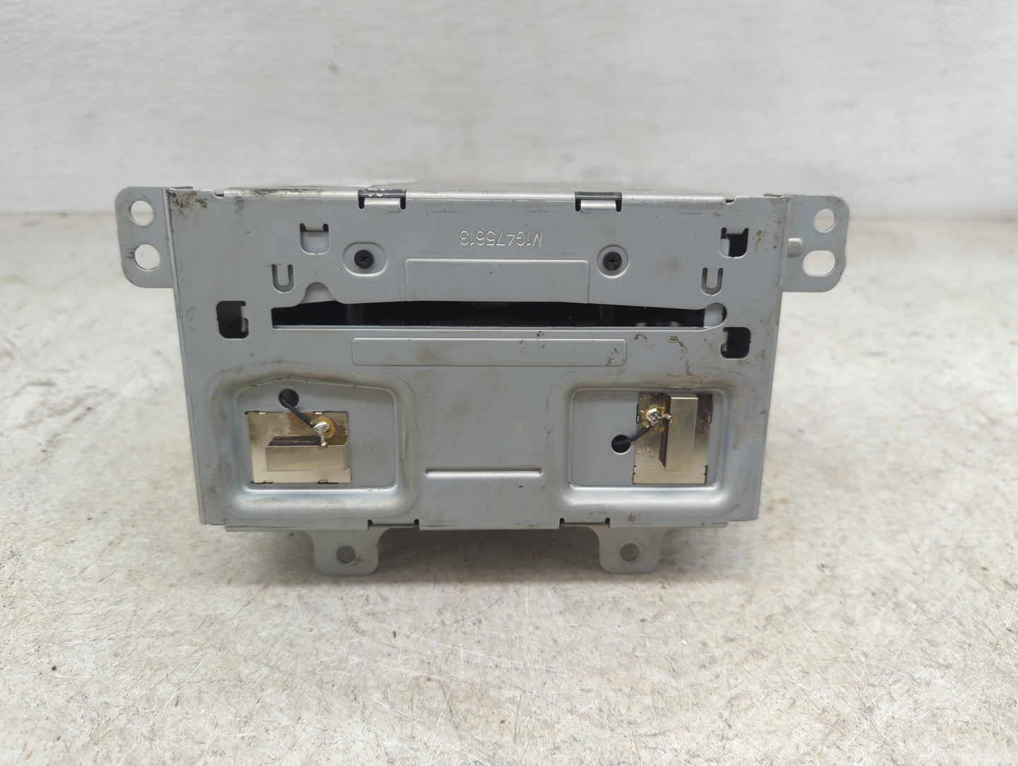 2014 Chevrolet Equinox Radio AM FM Cd Player Receiver Replacement P/N:23206821 GA-130-COLR-NS, ACJ-GA-130-COLR Fits OEM Used