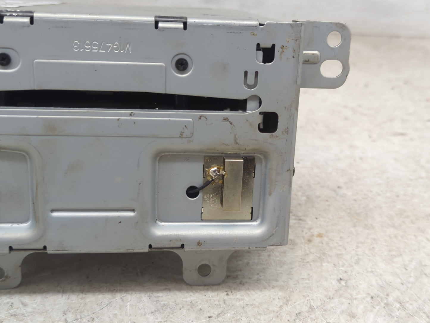2014 Chevrolet Equinox Radio AM FM Cd Player Receiver Replacement P/N:23206821 GA-130-COLR-NS, ACJ-GA-130-COLR Fits OEM Used