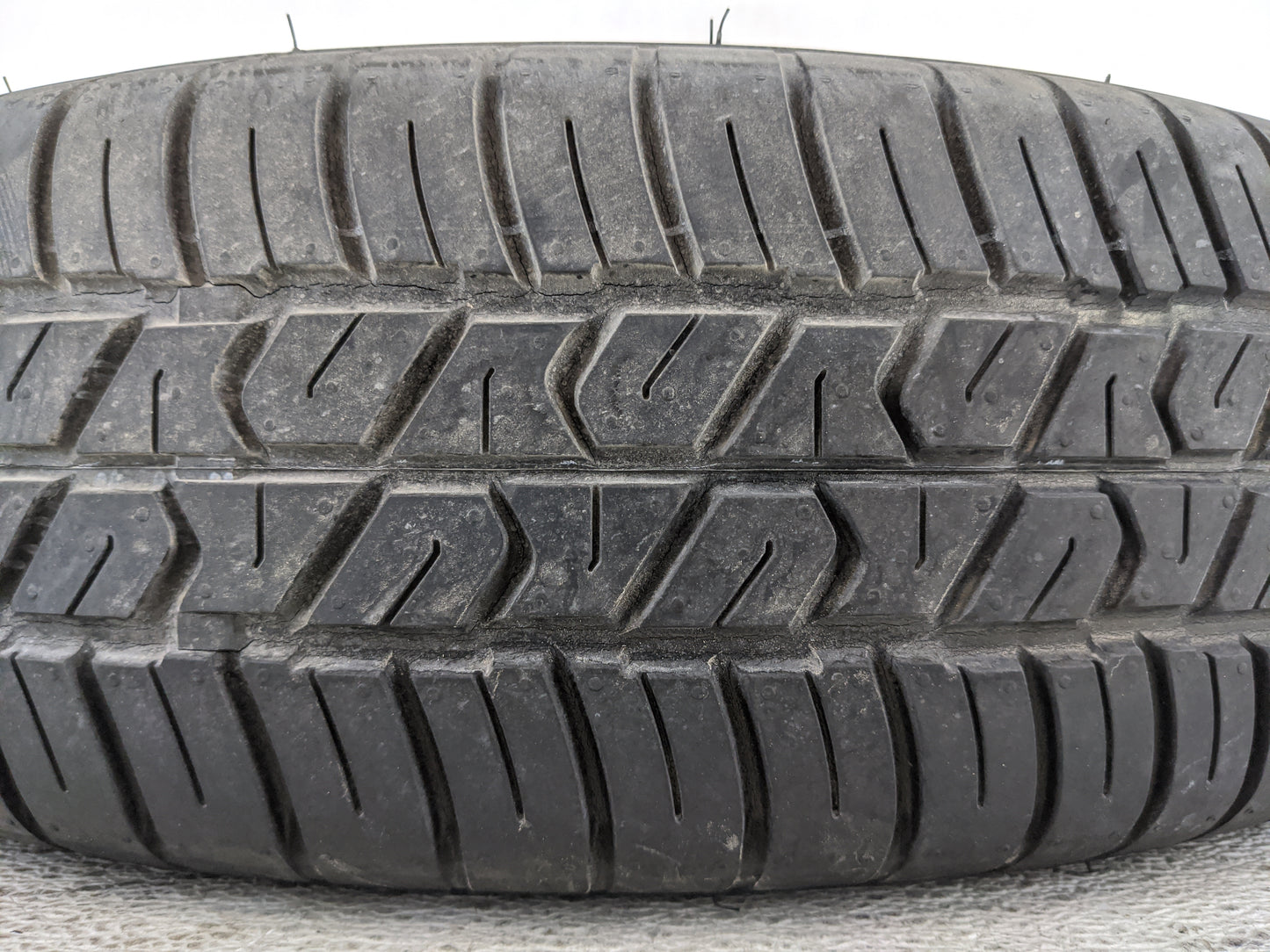 2014-2014 Chevrolet Equinox Spare Donut Tire Wheel Rim Oem 1455304 - Oemusedautoparts1.com