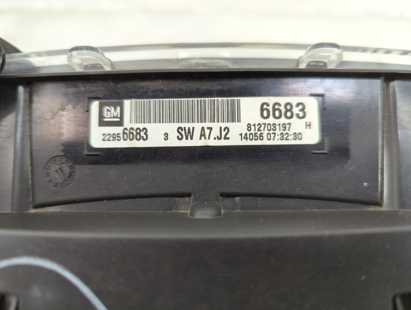 2013-2016 Chevrolet Equinox Instrument Cluster Speedometer Gauges P/N:22956683 Miles: Fits Fits 2013 2014 2015 2016 OEM Used