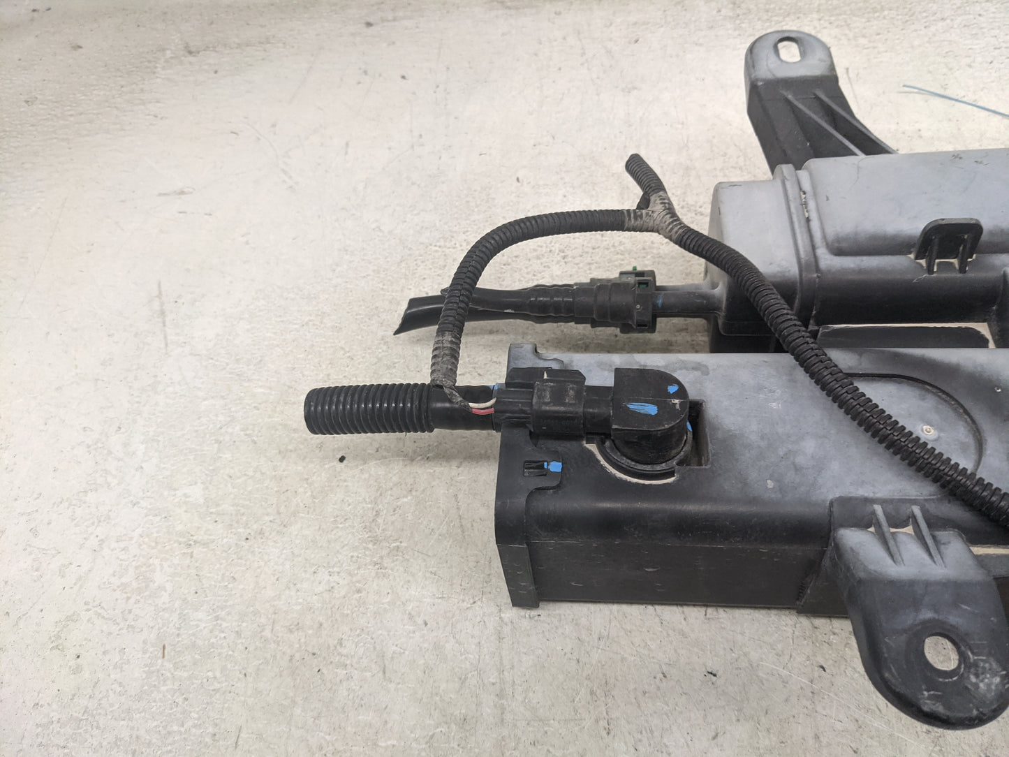 2014 Chevrolet Equinox Fuel Vapor Charcoal Canister - Oemusedautoparts1.com