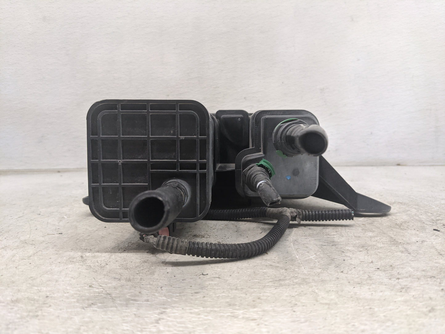 2014 Chevrolet Equinox Fuel Vapor Charcoal Canister - Oemusedautoparts1.com