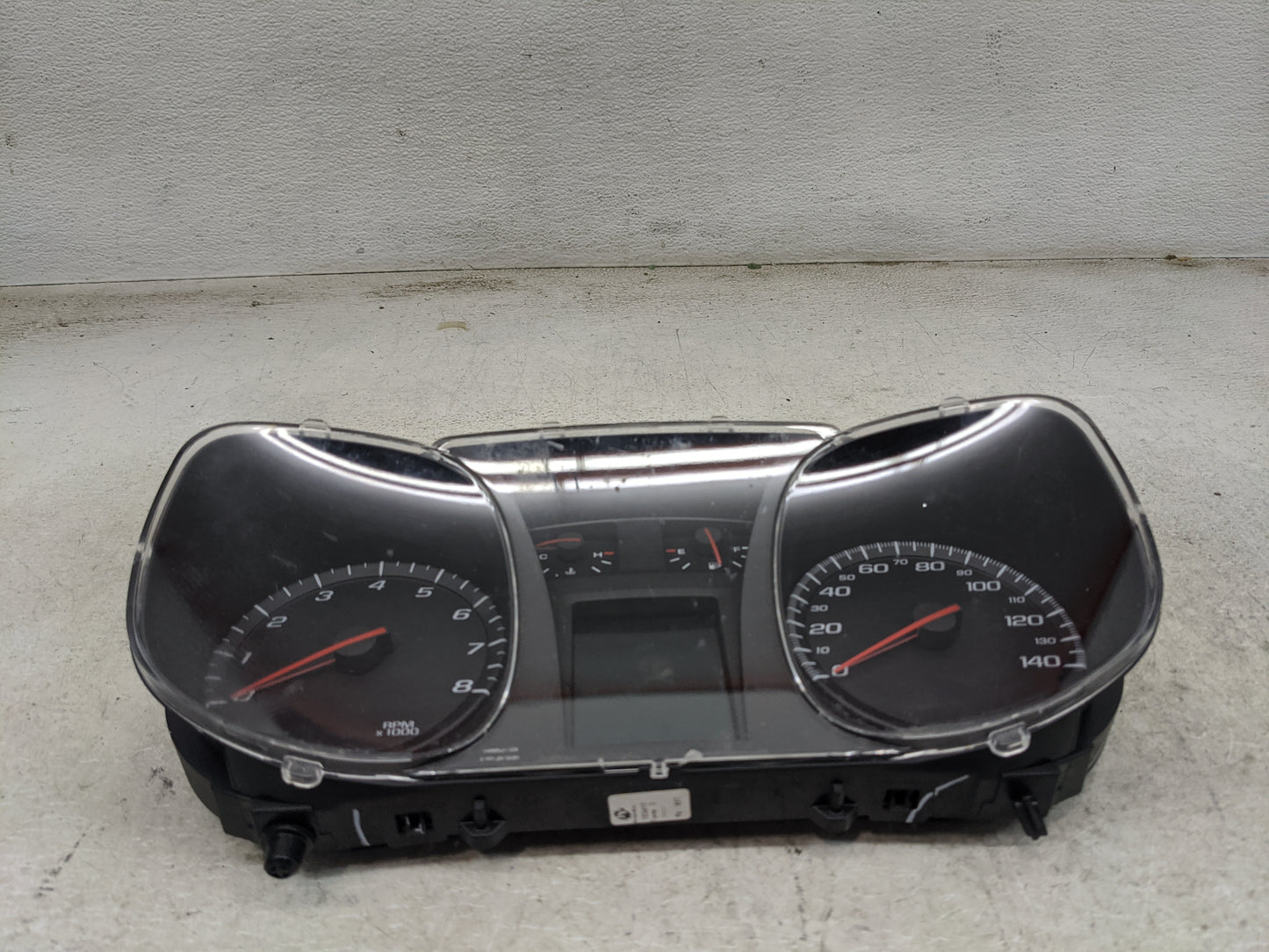 2013-2017 Chevrolet Equinox Instrument Cluster Speedometer Gauges P/N:22956682 8127031397 Miles:128K Fits OEM Used Auto Part
